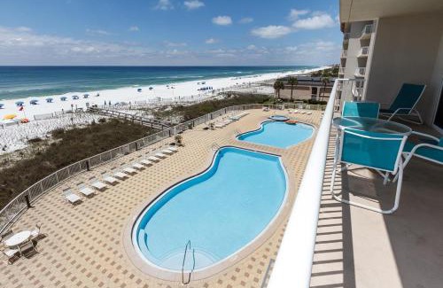 Fort Walton Beach Apartment | SMP 402 - Large 3 BR Beachfront Condo - Sleeps 10!