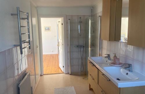 Grisslehamn Villa | Smultronställe på idylliska Singö-Grisslehamn