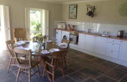 Frant Cottage | SNAFFLES COTTAGE - 2 bedroom ,Sleeps 4