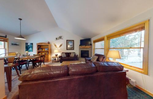 Mountain House Apartment | Snake River Village