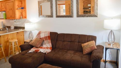 Sun Peaks Apartment | Snow Creek Village #49