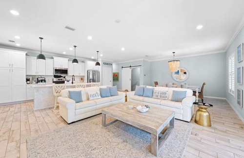 Ono Island Villa | Snowbird Escape | Golf, Gym & Work Friendly