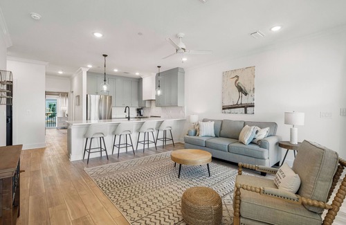 Port St. Joe House | 🌅Snowbird Retreat-Walk to Beach, Pets Welcome! 4BR Blue Bay Getaway🌅