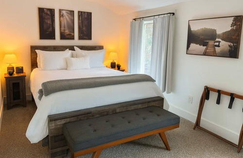Leavenworth Hotel | Snowcreek Suite BnB - Fir - Hot Tub