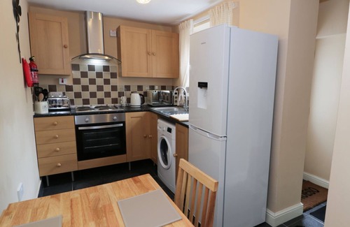 Tanygrisiau Cottage | Snowdonia holiday cottage 3 bed 4 person near Zip World