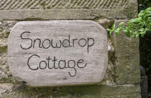 Potter Brompton House | Snowdrop Cottage