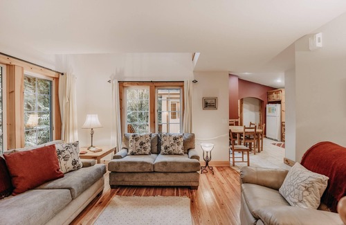 Glacier House | Snowline Cabin #34 - Great English Tudor-style home with hot tub! Now with Wifi!