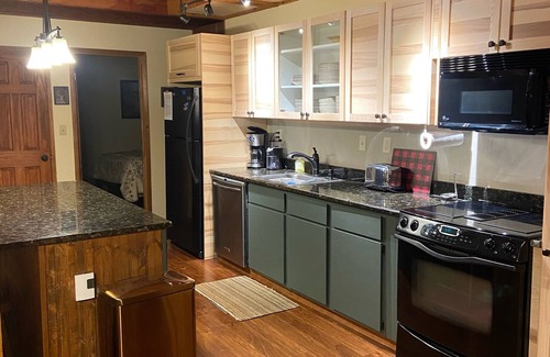 Snowshoe House | Snowshoe Mountain Mama - spacious Westridge Home, 200yds to Cupp Run, sleeps 16