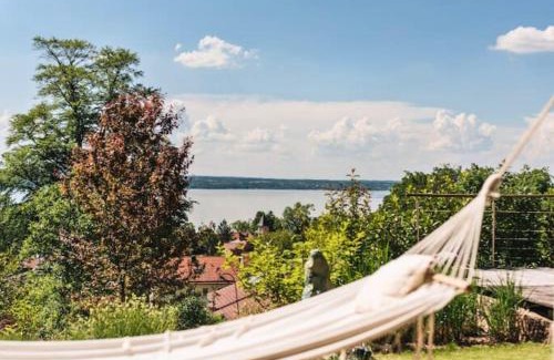 Herrsching am Ammersee Apartment | Snug Stays 3 - Traumhafter Seeblick, 2 Zi Apartment, Garten & Terrasse