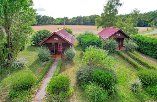 Sainte-Genevieve-des-Bois Villa | So Villa les Cabanes (45) - Heated swimming pool - City Stadium - 1h30 Paris - 62p