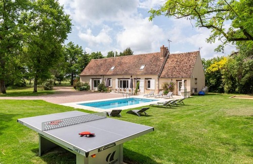 Courtemaux Villa | So Villa Ramenerie 45 - Heated pool - Basket - 1h30 from Paris - 26 beds