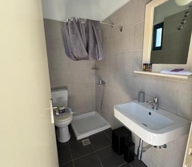 Loutro House | Sofia Rooms