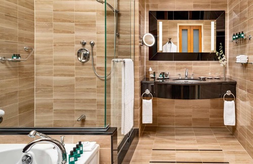 Downtown Montreal Hotel | Sofitel Montreal Golden Mile
