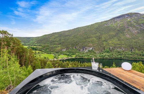 Kaupanger Villa | Sogndal Fjordpanorama - The atmosphere
