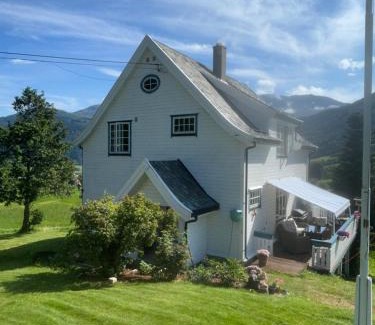 Viksoyri Apartment | Sognefjorden-Vik i Sogn