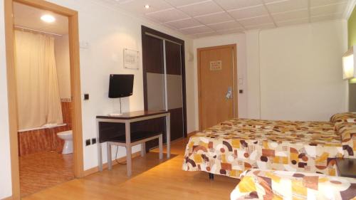 Benidorm Centro Hotel | Sol y Sombra