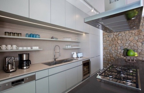 Moo 5 Villa | Solaris 3-bedroom Beachfront Villa in Koh Samui