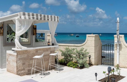 Weston Apartment | Solaris Beach House Luxury apartment