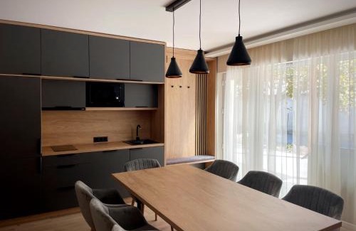 Cserkeszolo House | Solaris Platan House