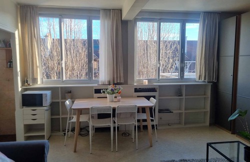 Marais Apartment | Soleil de Paris en Plein Coeur du Marais