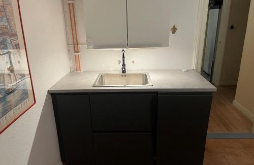 Bastad Apartment | Solhyddan, tvårumslägenhet i villa nära havet