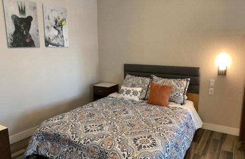 Mission Hills Hotel | Solis Place in Old Town