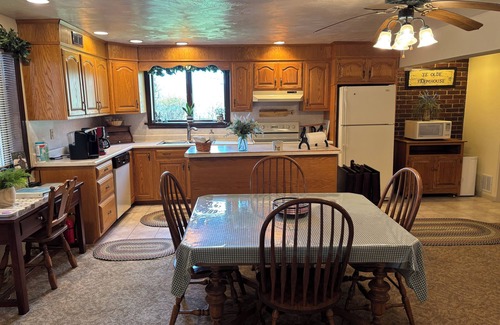 Centre Hall House | Solitary Homestead-scenic setting, spacious outdoor areas. Easy access PSU.