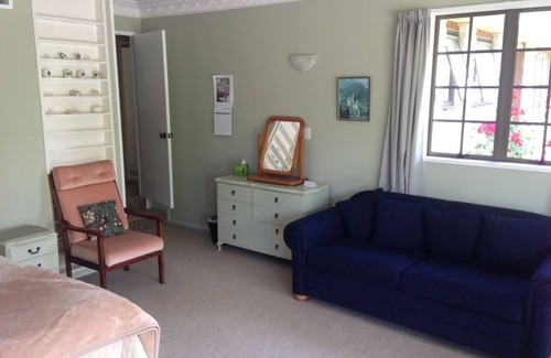 Pirongia Bed & Breakfast | Somersal Bed & Breakfast