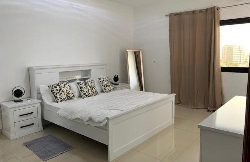Point E Apartment | somptueux studio pointt E