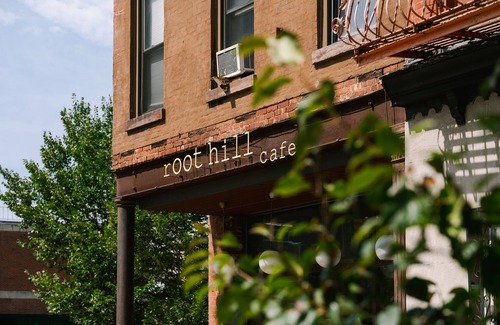 Gowanus Apartment | Sonder The Industrialist | Superior Queen Room w/Balcony