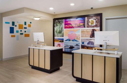 Arrowood Hotel | Sonesta ES Suites Charlotte Arrowood