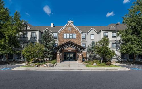 Acres Green Hotel | Sonesta ES Suites Denver South Park Meadows