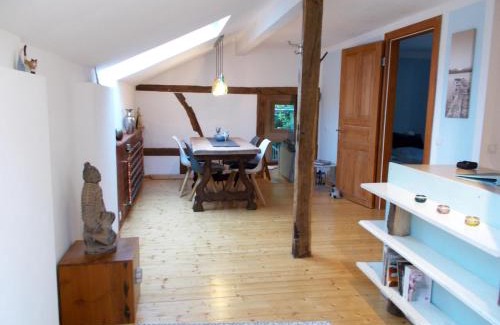 Alfter Apartment | Sonnige Fachwerkwohnung