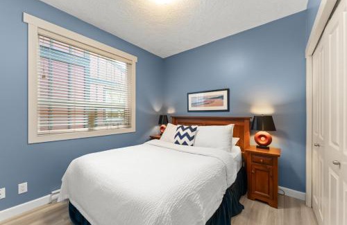 Sooke House | Sooke Harbour Resort & Marina
