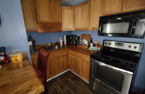 Conover Cabin | Soothing cabin with AC and a hot tub in charming Conover