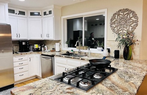 Corvallis House | Sopra Bella- Elegant 4BR, Family Friendly, OSU