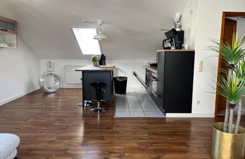 Ebersberg District Apartment | Sorglos in Poing klimatisiert - Messe München, Flughafen, Therme Erding