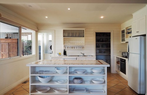 Sorrento House | SORRENTO TENNIS RETREAT - 4BR and tennis court, just 5min walk to Sorrento strip