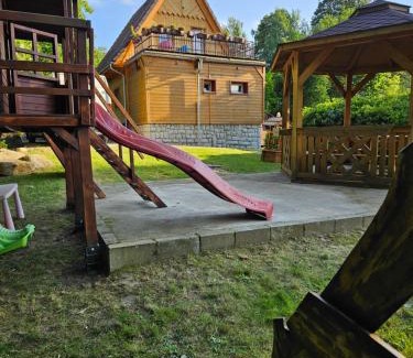 Szklarska Poreba Villa | Sosnowa Chata - dom z prywatną sauną