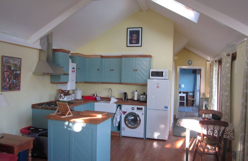 Abergavenny Cottage | Sound of Silence on the edge of the Black Mountains Abergavenny 5 miles.