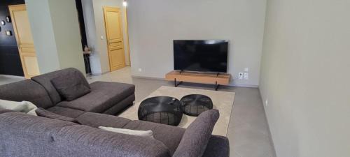 Laneuville-sur-Meuse Apartment | Sous le clocher