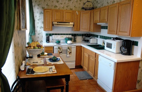 Scottdale Bed & Breakfast | South Broadway Manor