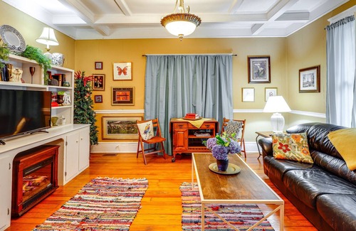 Society Hill Apartment | South Carolina Guest Suite Near Sand Hills Forest