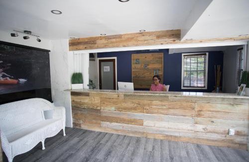 Cades Bay Hotel | South Coast Horizon