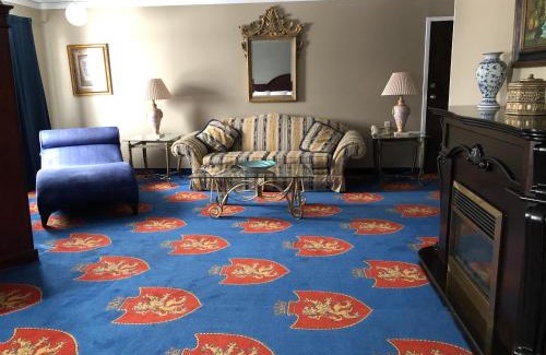 Prince Albert Hotel | South Hill Lodge