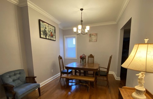 South Side Slopes House | South Side Paradise