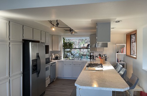 Clinton House | South Whidbey with water view, beach and hiking