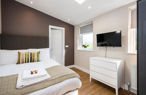 Church End Apartment | South Woodford 2 Bed En-Suite House