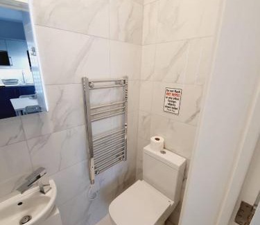 Westcliff-on-Sea Apartment | Southend on Sea - Westcliff Studios - Great Location