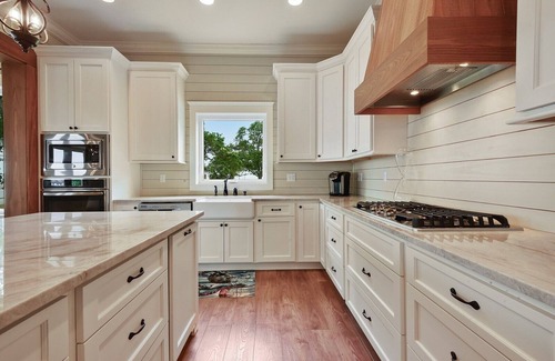 Old Town House | Southern Charm- Beach Town Paradise